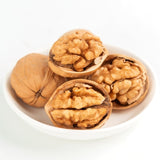 Nutrition Dry Walnuts Wholesale Price Thin Skinned Chinese Xinjiang Walnut