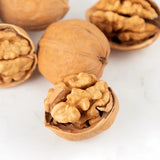 Nutrition Dry Walnuts Wholesale Price Thin Skinned Chinese Xinjiang Walnut